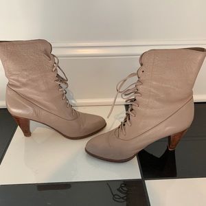 Vintage Booties Circa 80s. Good condition